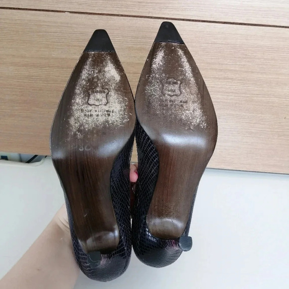 Stuart Weitzman Snake Print Leather Pointed Toe 4" Heels Purple Pink Black 9 - Picture 14 of 16